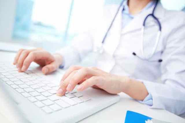 Como a tecnologia pode ajudar o médico a se manter atualizado
