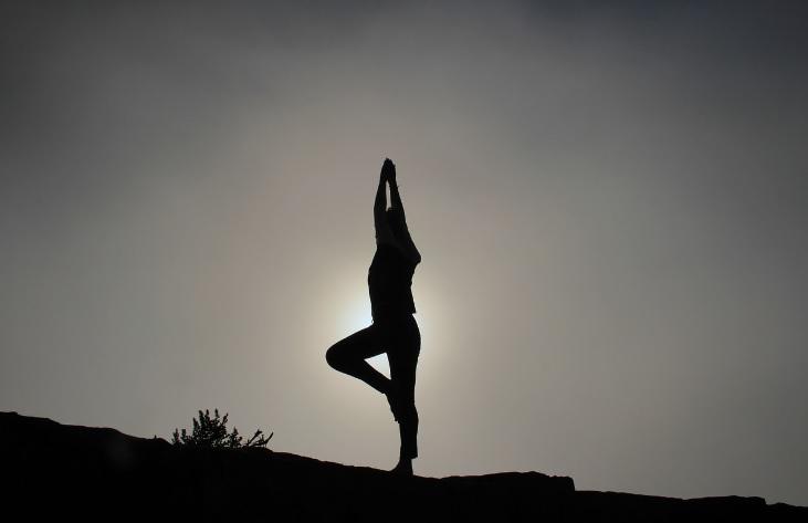 Yoga e mindfulness no tratamento de Alzheimer com comprometimento cognitivo leve