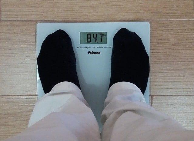 A gastrectomia vertical tem ganhado espaço no tratamento operatório devido as menores morbidades associadas ao procedimento quando se compara com bypass gástrico.