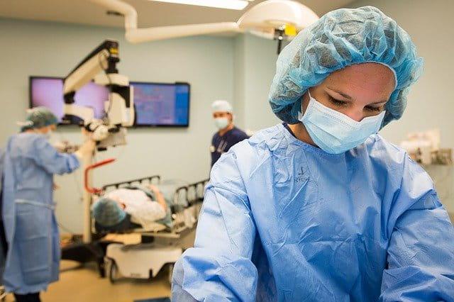Manejo perioperatório de pacientes com história de AVC ou AIT em cirurgia não cardíaca