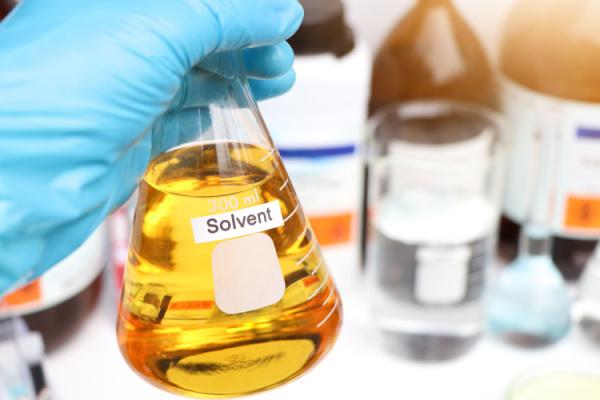 Tricloroetileno: uma causa invisível para a doença de Parkinson?