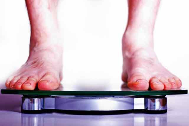 Privação do sono aumenta risco de obesidade e resistência insulínica