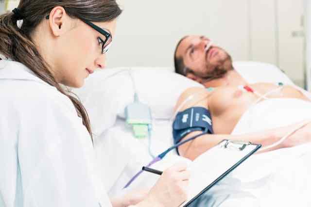Acupuntura ou Morfina? Qual o melhor tratamento para dor?