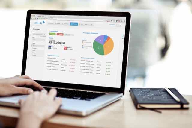 Vantagens de usar um sistema de gestão em clínicas e consultórios