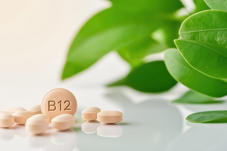 Uso de vitamina B12 no tratamento da neuropatia diabética: existem evidências?