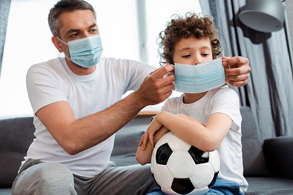 Estudo publicado recentemente fala sobre a maior preocupação de pais e profissionais pediátricos: máscaras faciais em crianças?