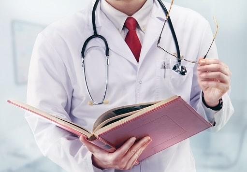 Corticosteroides tópicos potentes podem aumentar o risco de fraturas osteoporóticas