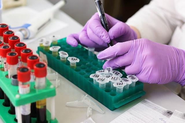 Covid-19: autorizado uso emergencial de medicamento com anticorpos monoclonais