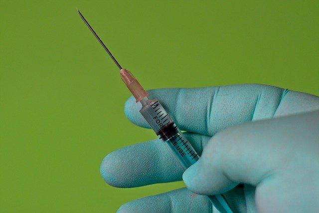 Covid-19: OMS aprova uso emergencial das vacinas CoronaVac e Sinopharm