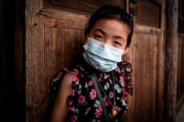 Uma em cada quatro crianças sofre de depressão na pandemia, aponta estudo canadense