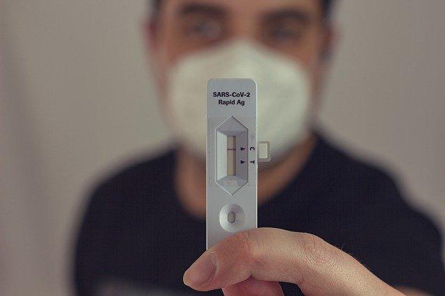 teste rápido de antígeno
