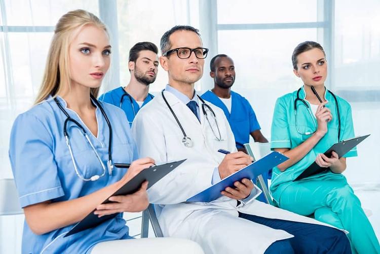 Terapia neoadjuvante total (TNT) para câncer de reto: observar e esperar