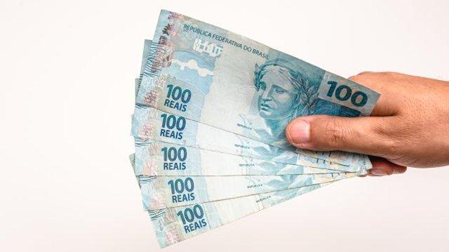 Como está a realidade financeira da classe médica? A PEBMED/Afya está realizando uma pesquisa sobre o assunto, participe.