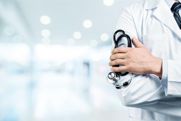 Quer ser um médico PJ? Saiba os cuidados que deve ter!