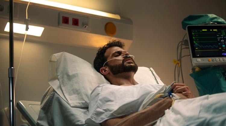 Desfecho de pacientes sépticos neutropênicos de acordo com a causa da neutropenia