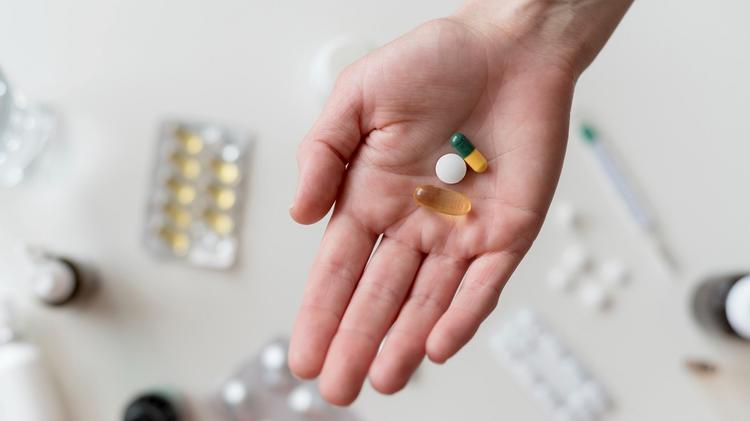 Quase metade das farmácias vendendo medicamentos para emagrecer opera ilegalmente