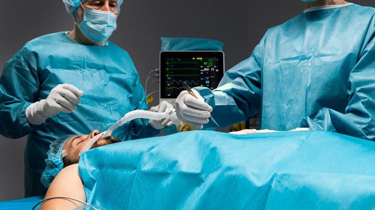 Angioplastia por infarto: Aspirina ou clopidogrel após dupla antiagregação?