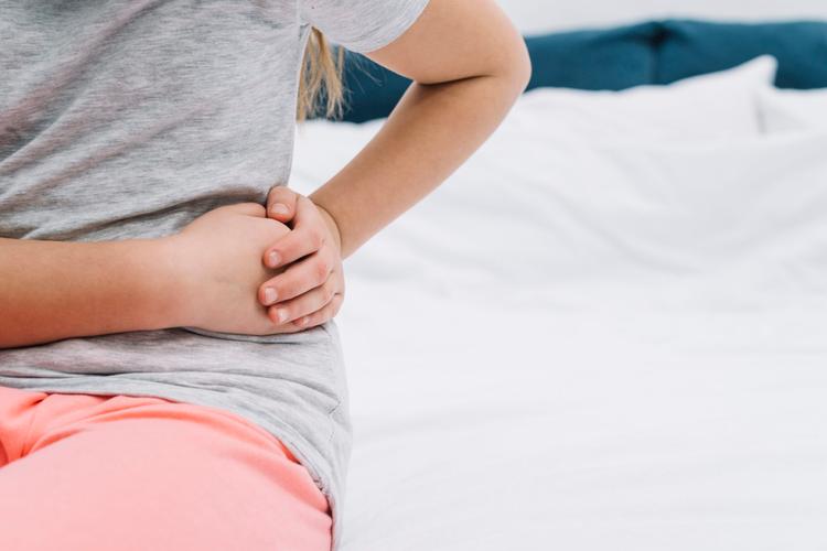 Revisão sistemática sobre adrenarca precoce e risco metabólico