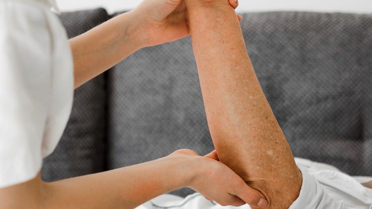 Distúrbios da junção neuromuscular: Mimetizadores e apresentações atípicas