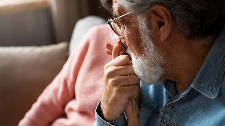 Doença de Alzheimer no Brasil: Considerações no uso de terapias antiamiloides