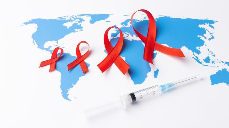 Países podem ficar sem remédios para HIV, diz OMS