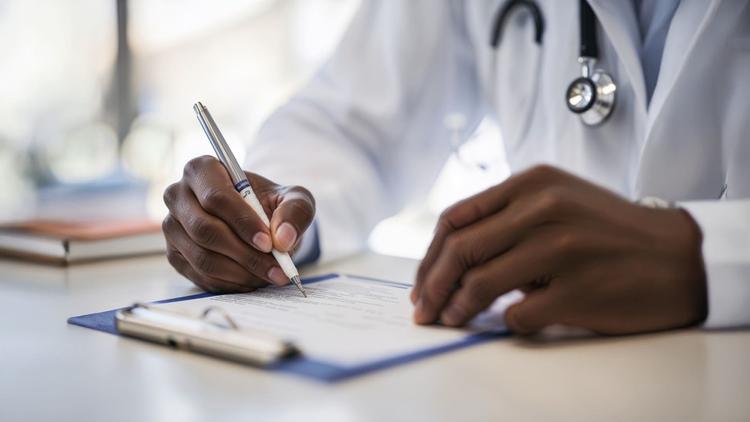 Percepções e desafios no preenchimento dos prontuários