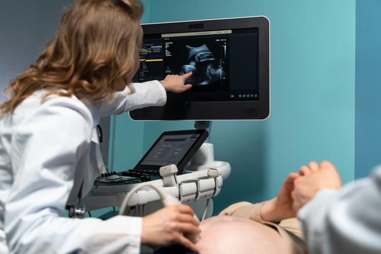 Ultrassonografia na Determinação da Posição da Cabeça Fetal: Um Guia Prático