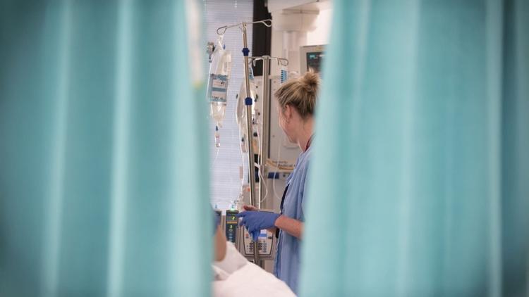 Acidente vascular encefálico em pacientes com endocardite