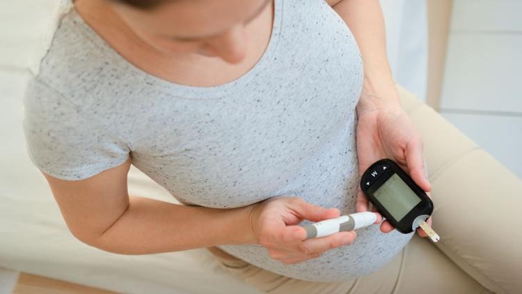 Monitoramento contínuo de glicose no diabetes gestacional