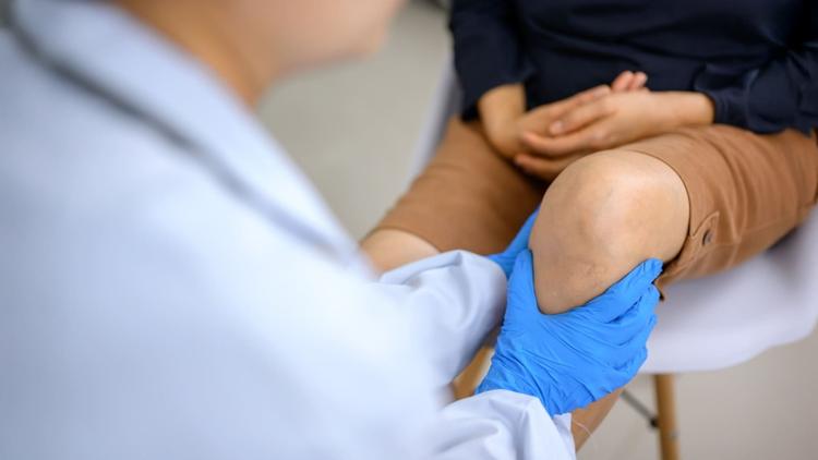 Reconstrução do ligamento cruzado posterior melhora a vida sexual