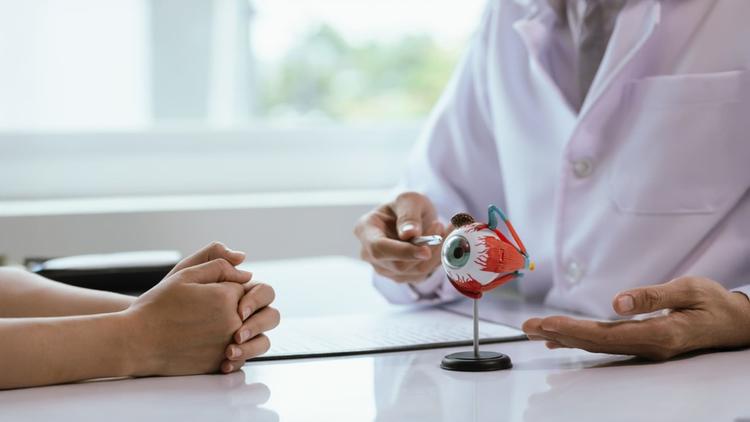 Terapia com agulha de pressão em glaucoma com PIO controlada - efeitos e segurança