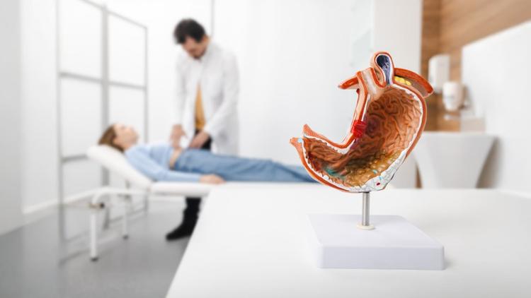 CBC 2025: Avaliação de pacientes com adenocarcinoma gástrico em hospital do SUS-BH