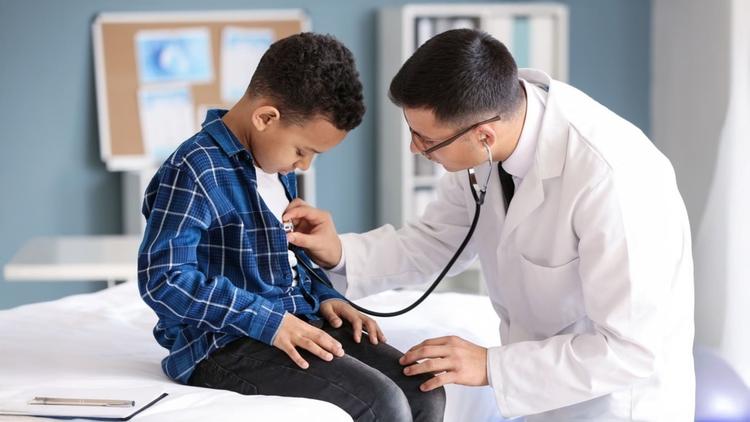 Vasculite por IgA e risco de lesão renal na pediatria