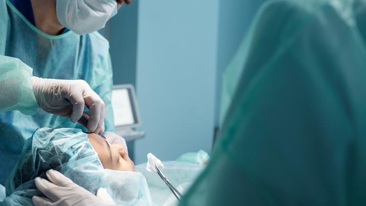 CSBD 2025: Como lidar com CBC em paciente que não quer operar?