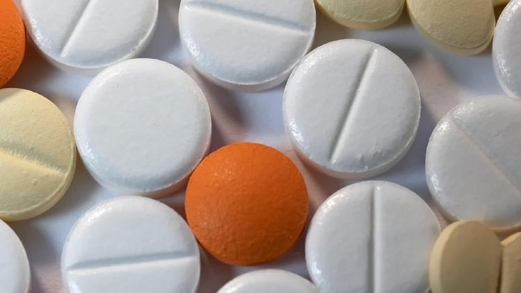 FA pós-angioplastia: efeitos de estratégias com rivaroxabana em desfechos clínicos