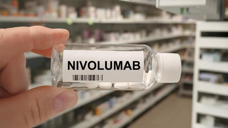 Quais pacientes apresentam maior benefício clínico nos tratamentos com nivolumabe?