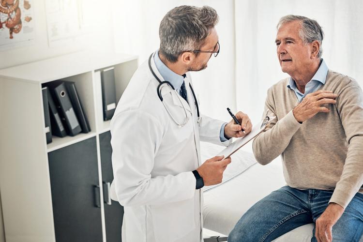 Dilema ético: IA como apoio, não substituição do raciocínio clínico