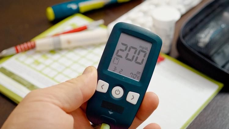 hiperglicemia induzida por glicocorticoides