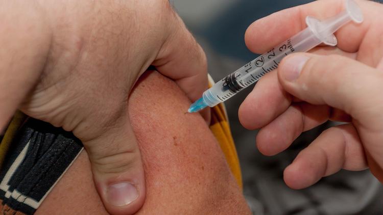 Vacina contra chikungunya: Anvisa aprova fabricação no Brasil para o SUS