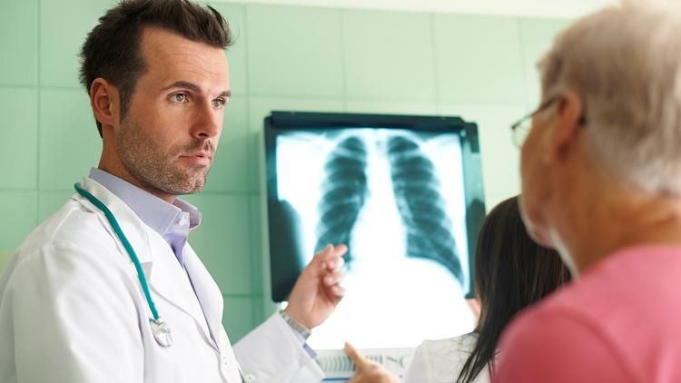CFM reforça rastreio obrigatório para tuberculose antes de terapia imunobiológica